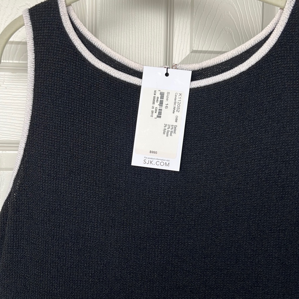NWT semi vintage St. John Santana knit dress with white piping size 16